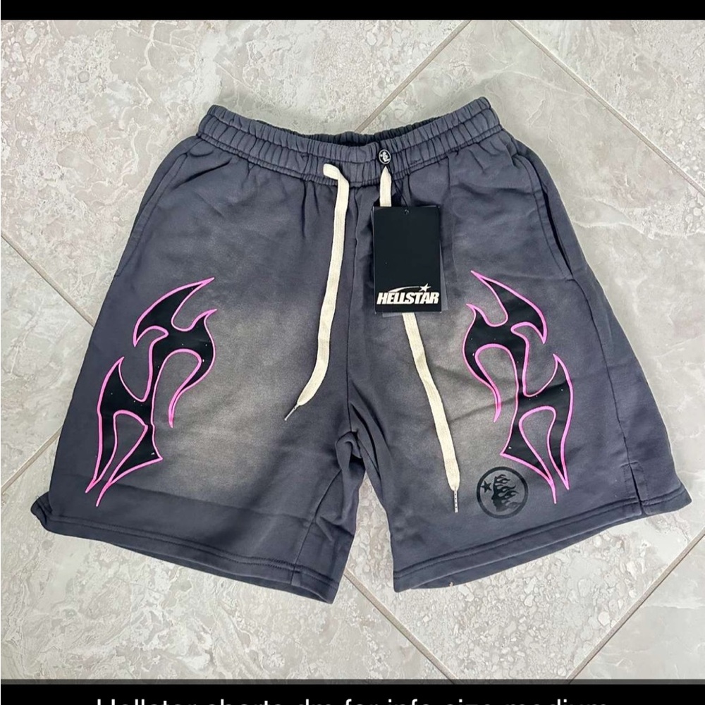 Heitstar Gray Shorts with Pink Flame Design